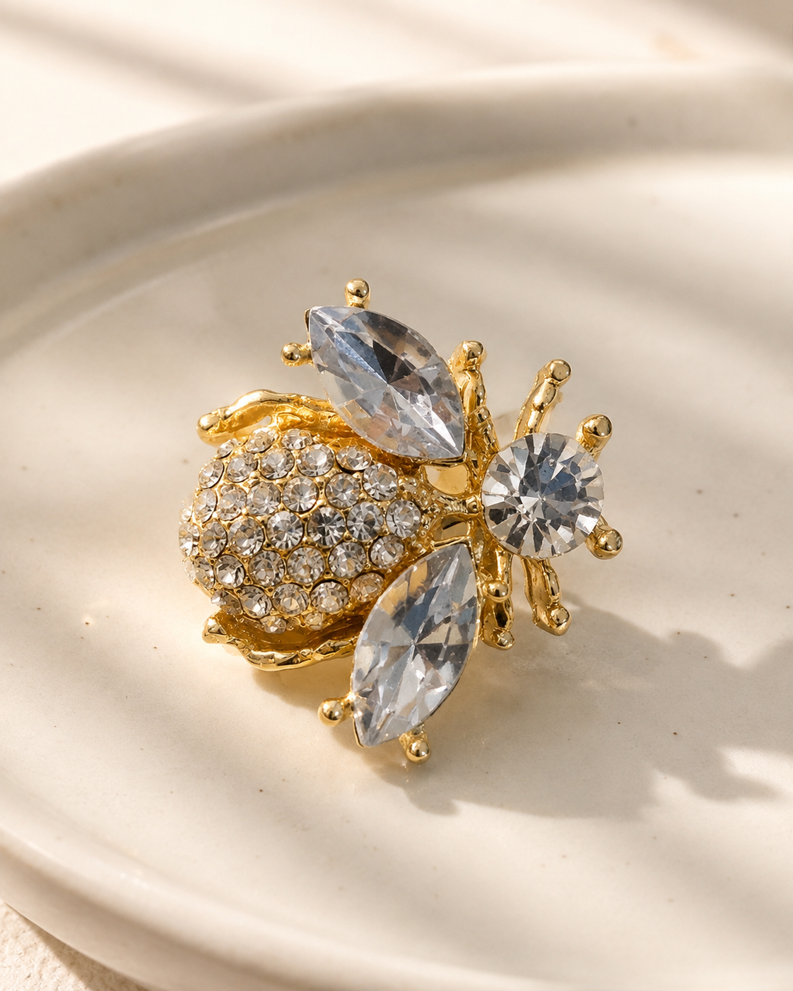 Champagne Problems Crystal Wing Bee Brooch – Gold-Tone Alloy Lapel Pin