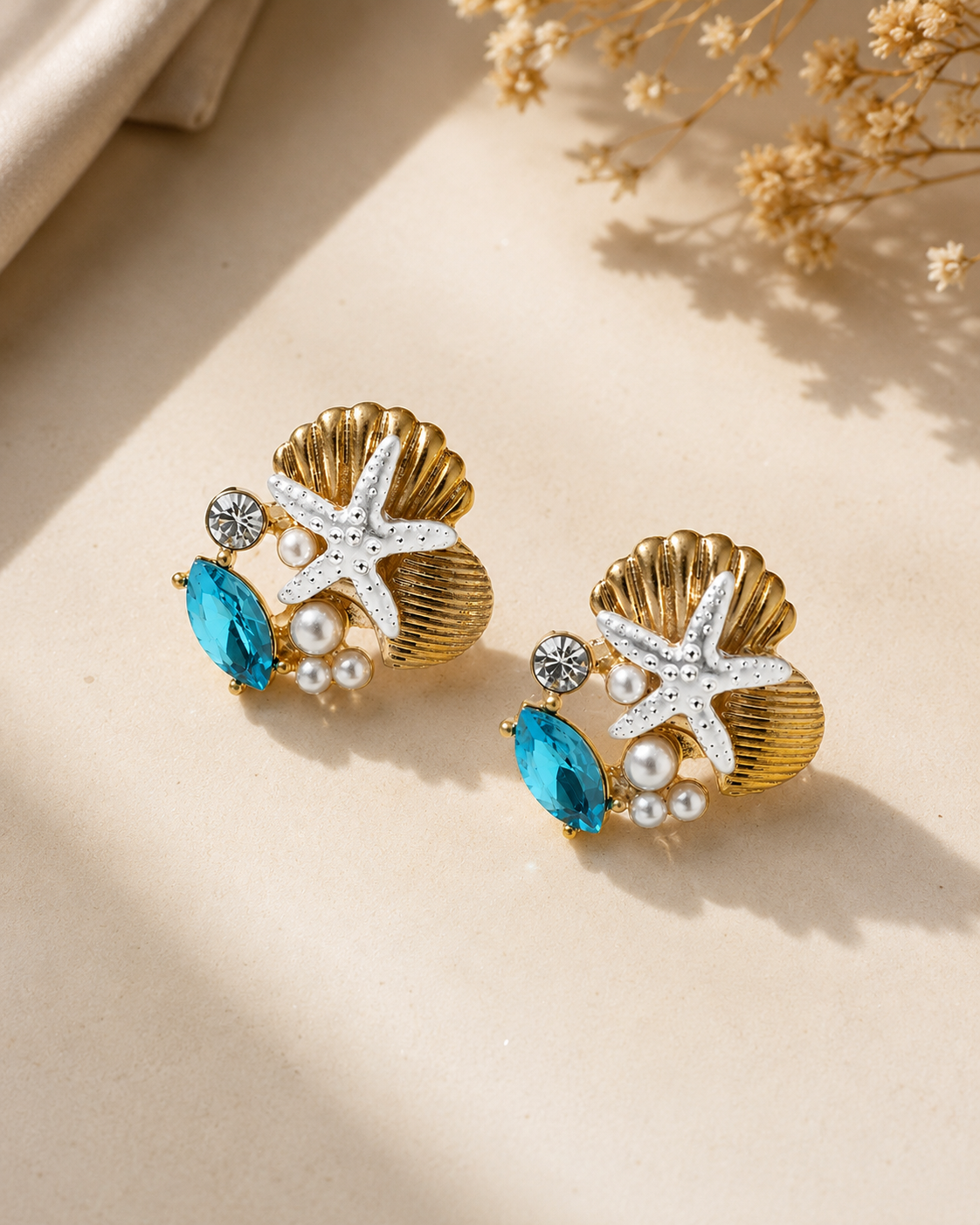 Beach Please! Starfish & Shell Stud Earrings – Gold-Plated Alloy