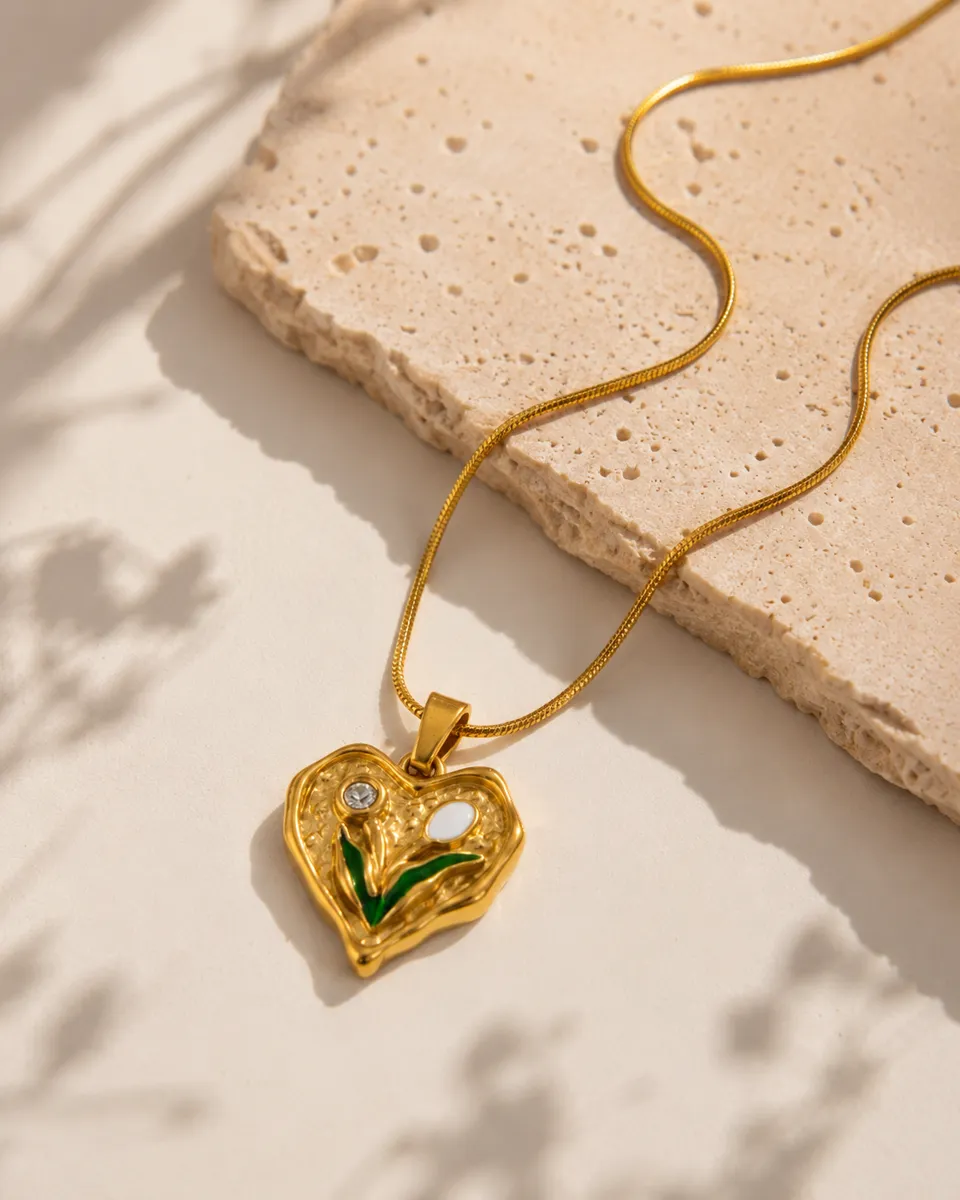 Soft Launch Lily Heart Snake Chain Necklace – 304 Stainless Steel Pendant & Chain | PVD Coated