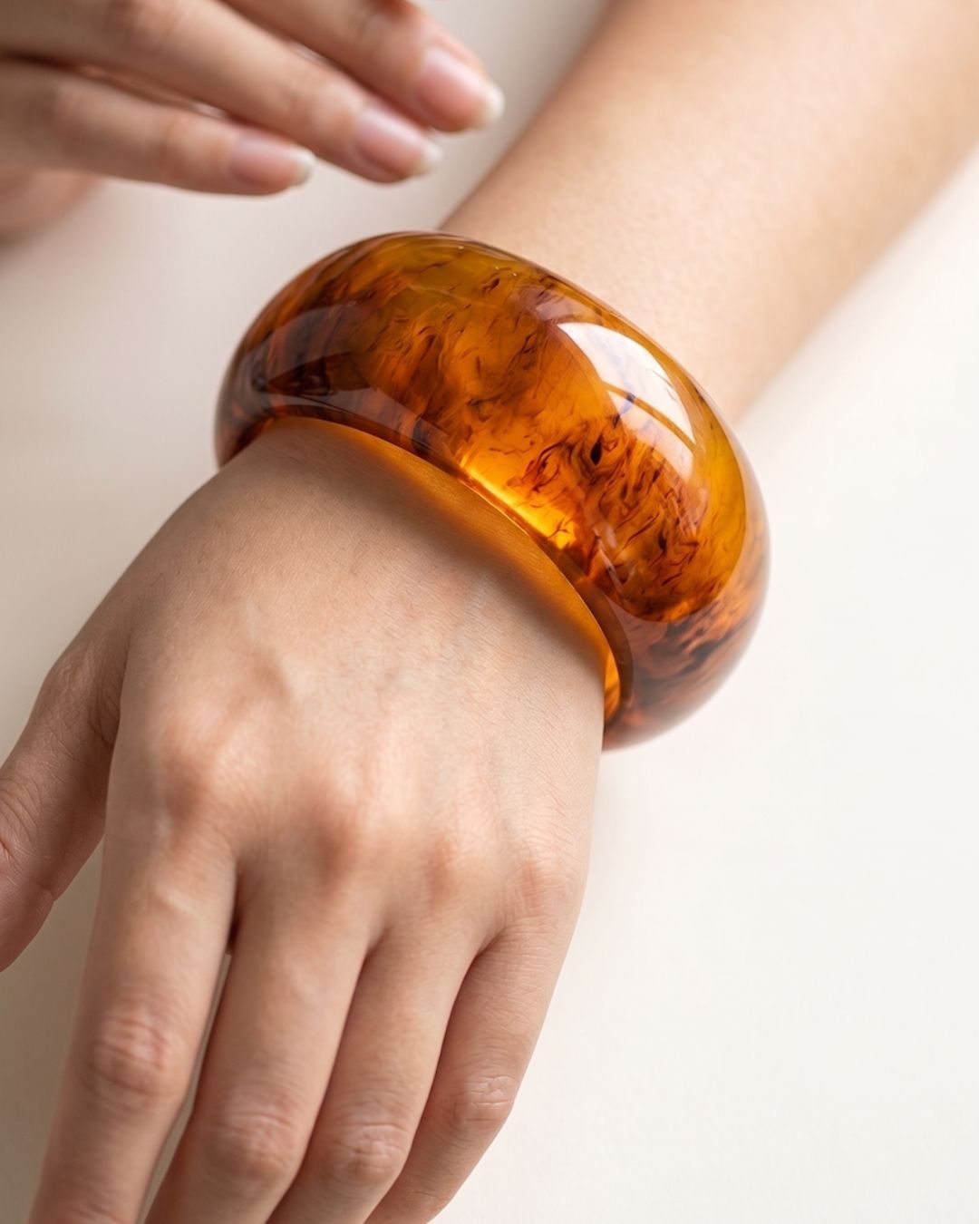 Mocha Round Resin Bangle
