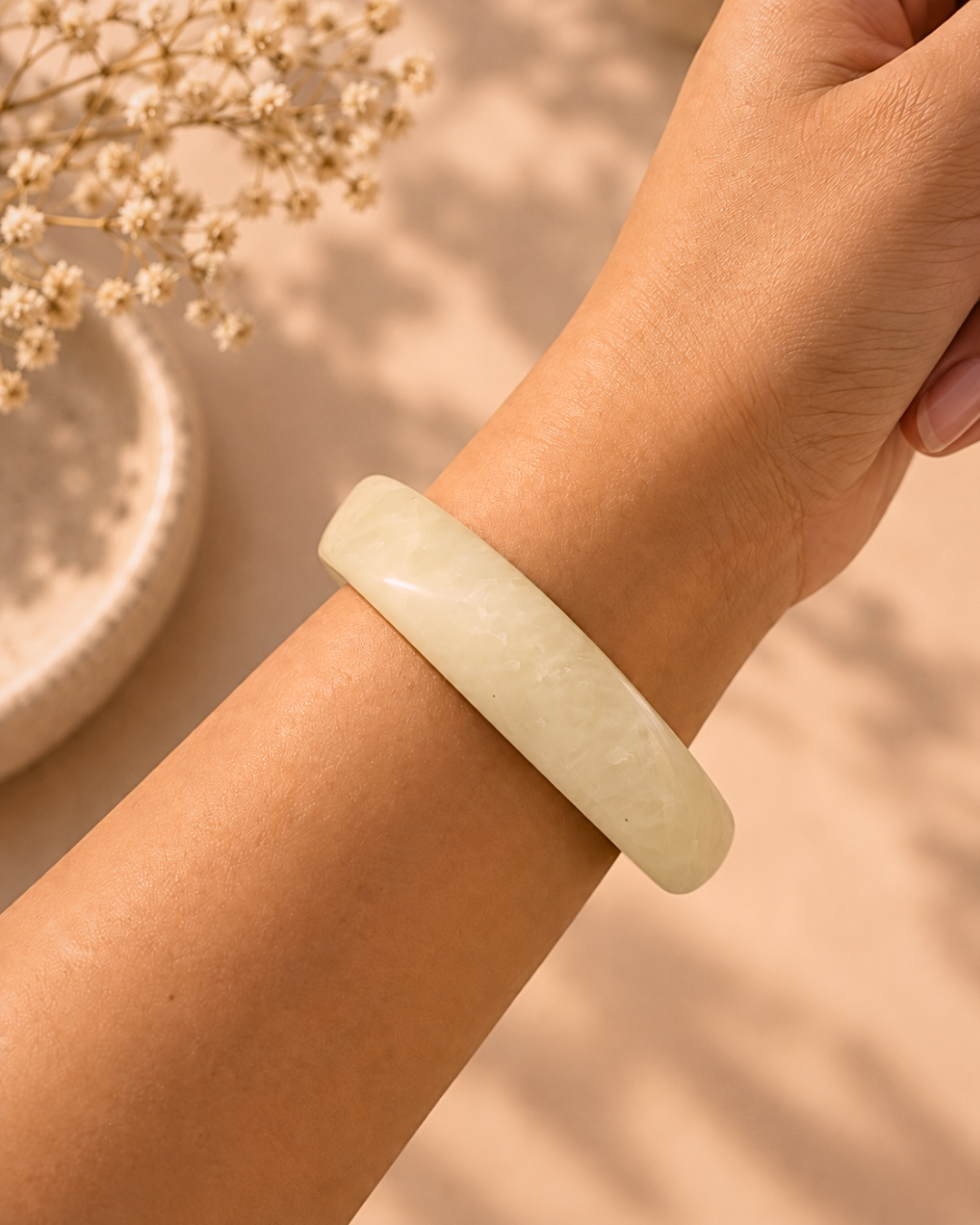 Cream Angular Slim Resin Bangle